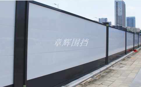 金屬圍擋的柱子和連接件需要特別注意什么問題？