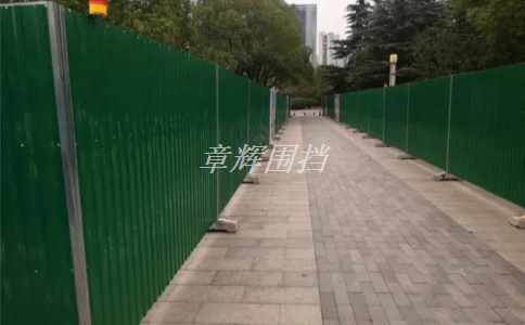 金屬圍擋需要進(jìn)行定期維護(hù)嗎？